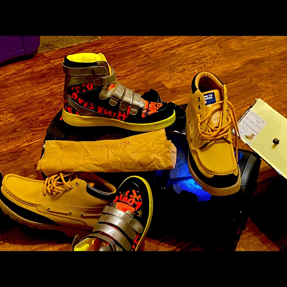 SHOES TO SEE !!!!